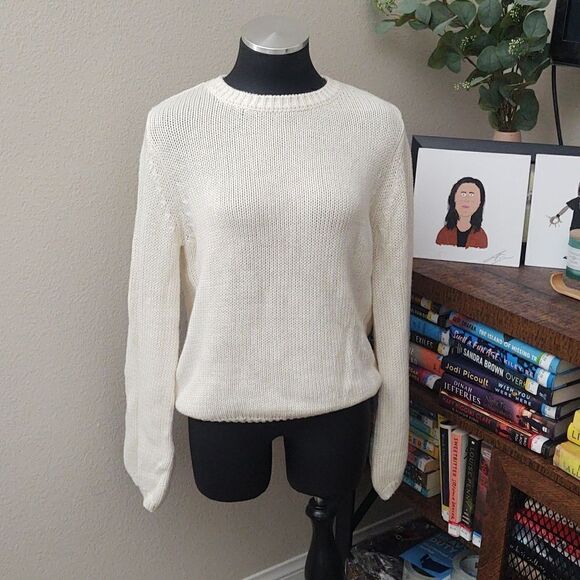 Elie Tahari Sweater - Picture 1 of 10